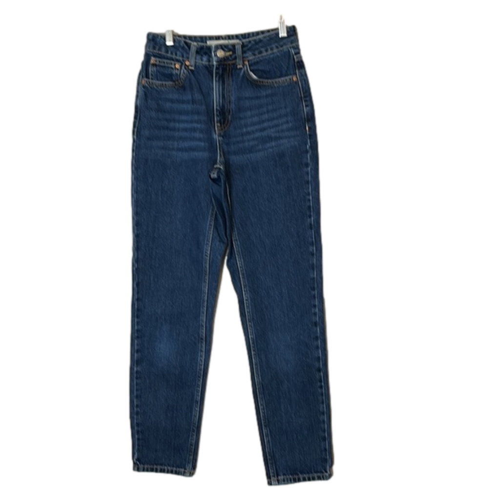 topshop Mom jeans, size 24 waist / 32 length, in good condition